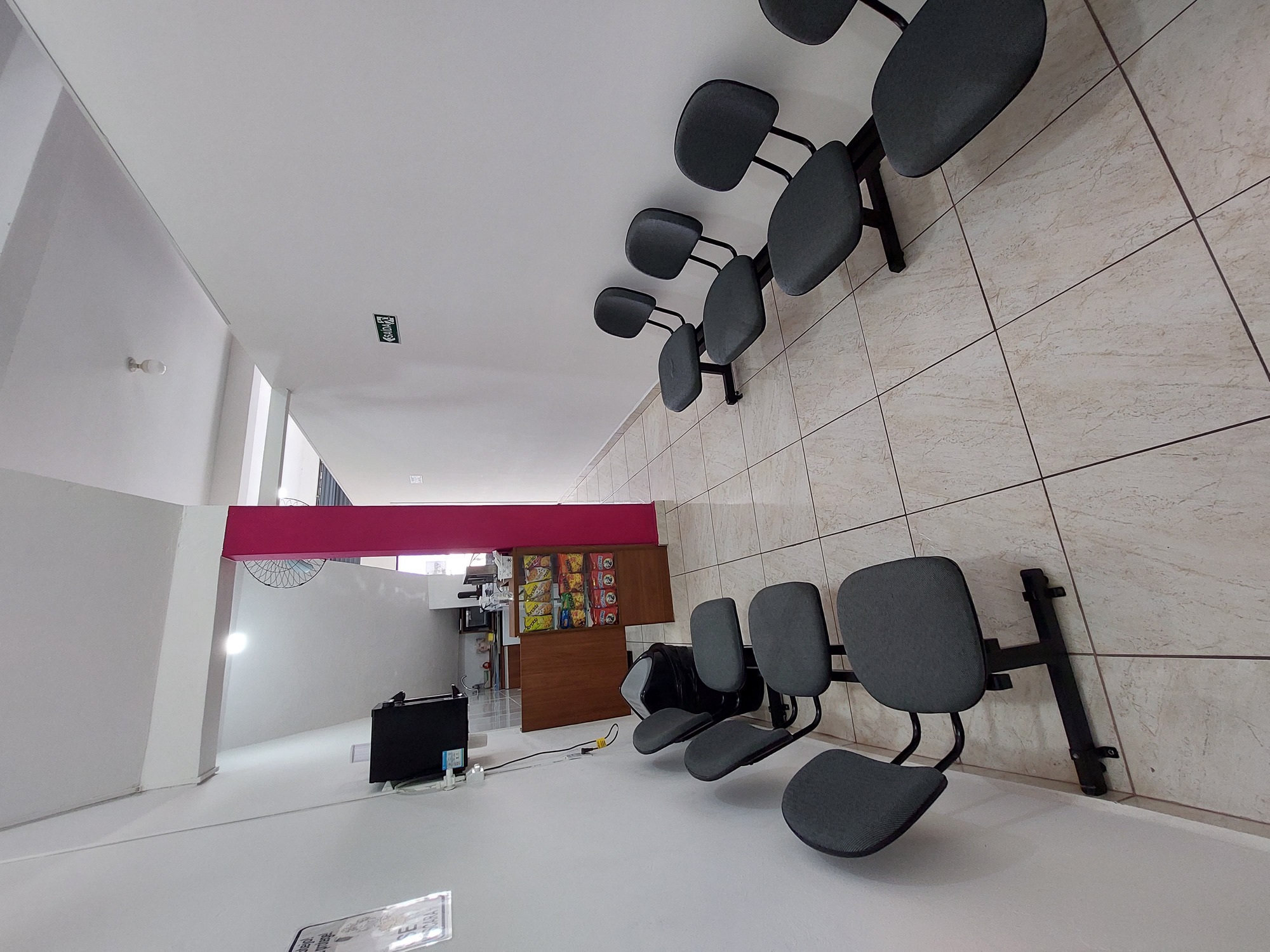 AREA DE ESPERA E ALIMENTAÇÃO.jpg